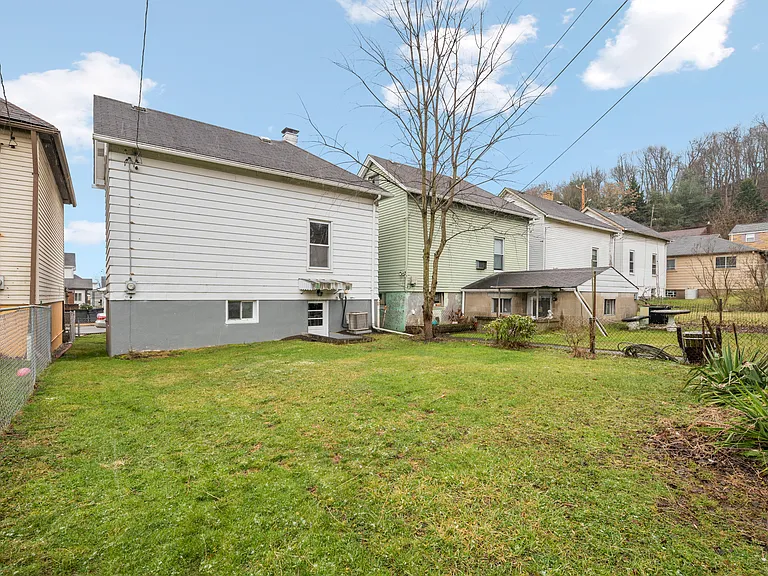 27 Rudolph St — Photo 14