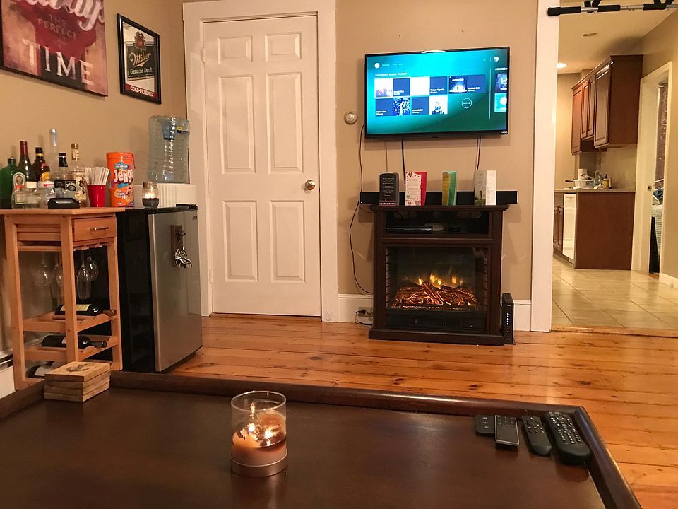 1st image of 62 Highland Ave #1