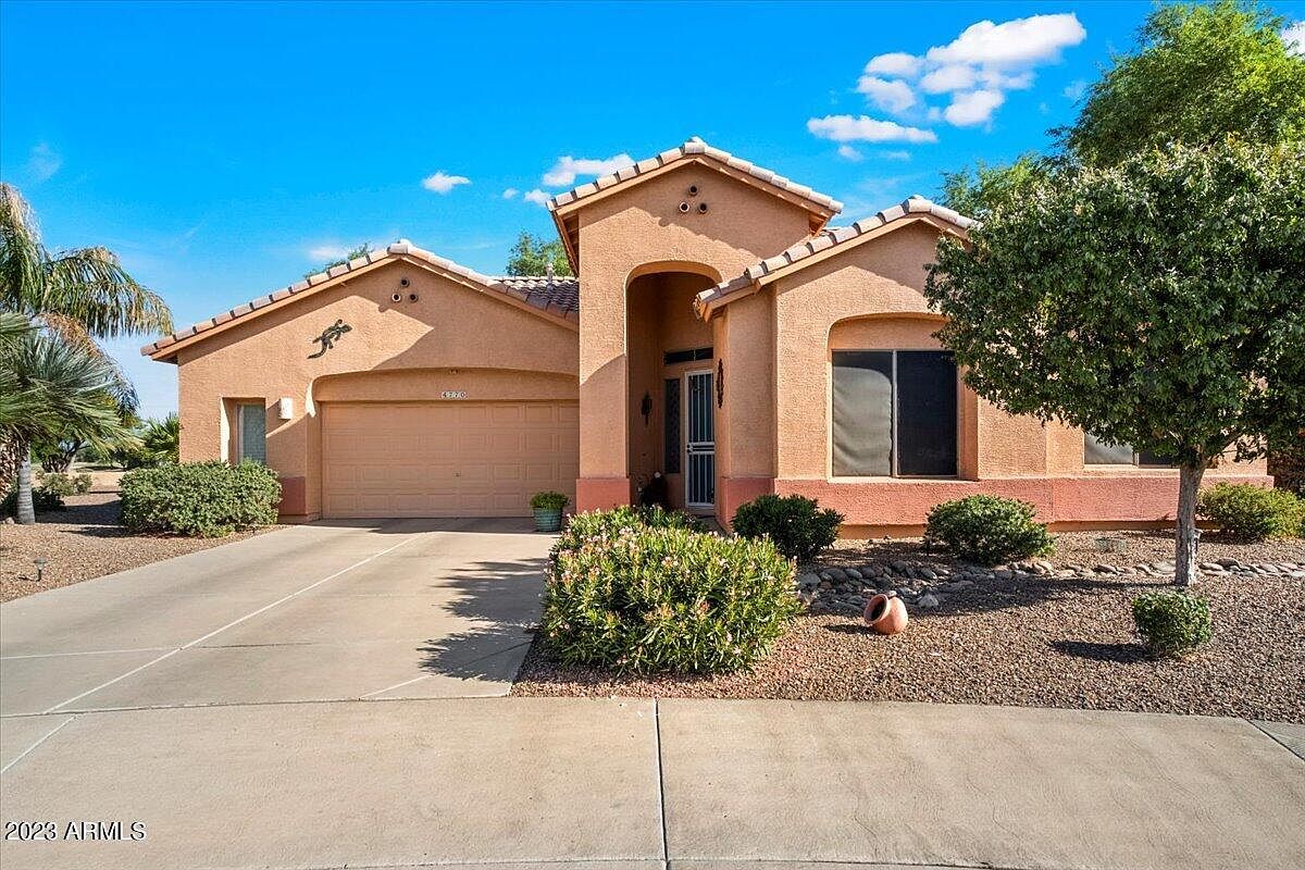 4770 E Nightingale Ln