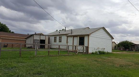 2nd image of 1000 Phoebe St