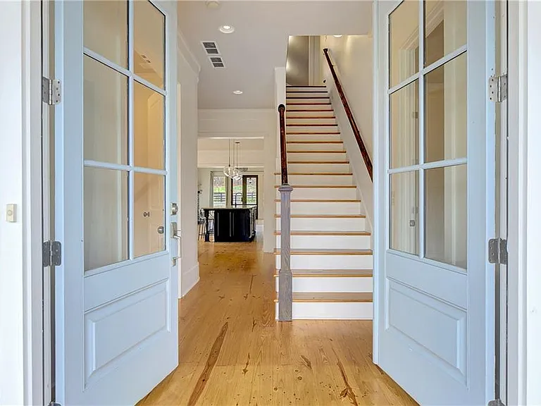 10559 Serenbe Ln — Photo 3