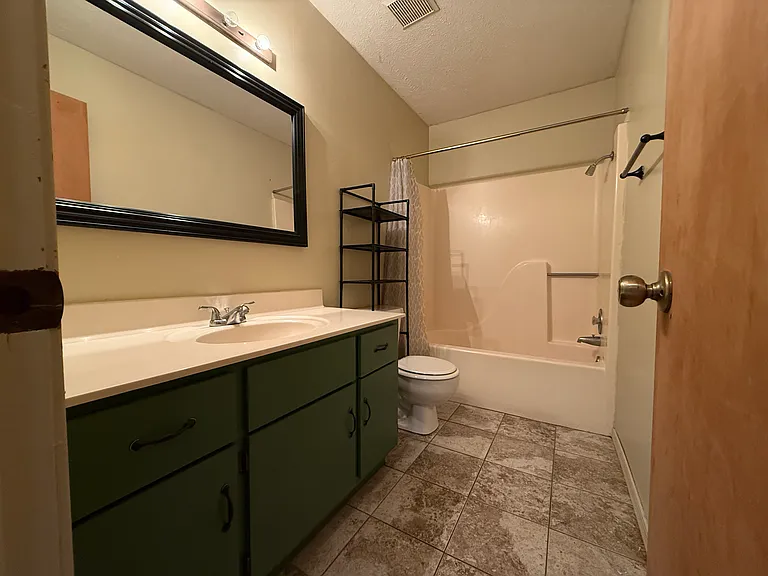 4043 S Parkhill Ct — Photo 8