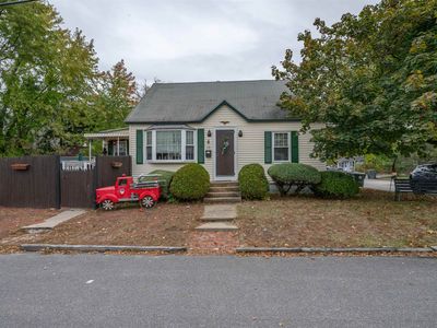 131 Calef Road, Manchester, NH, 03103