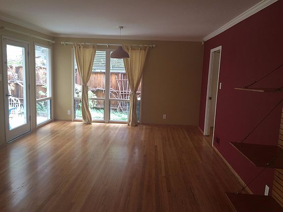 5th image of 1119 Maywood Dr
