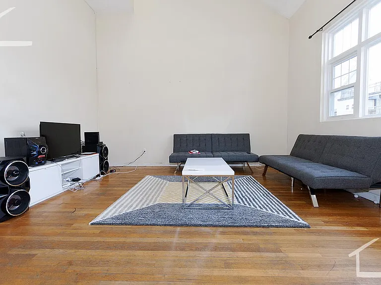 127 Glenville Ave #127 — Photo 5