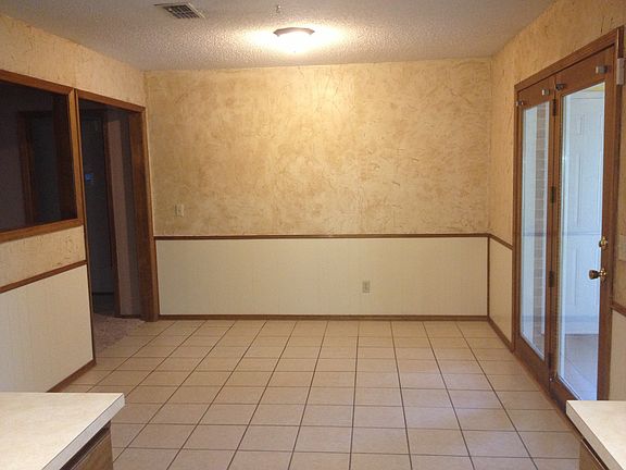 4th image of 705 Floyd Ave
