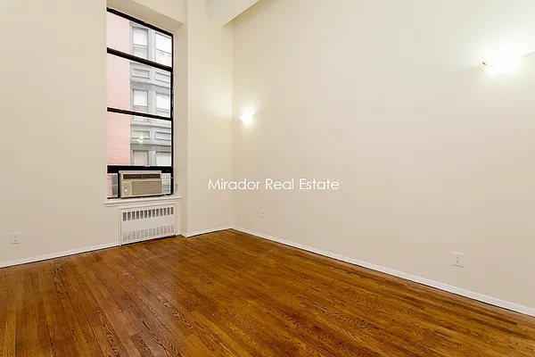 Rented by Mirador Real Estate | media 22