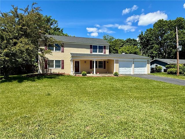1st image of 7 Manor Ln