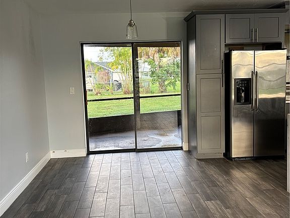 3rd image of 1318 SW 9th Ave