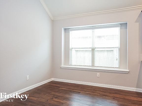 5th image of 4303 Bearberry Ave