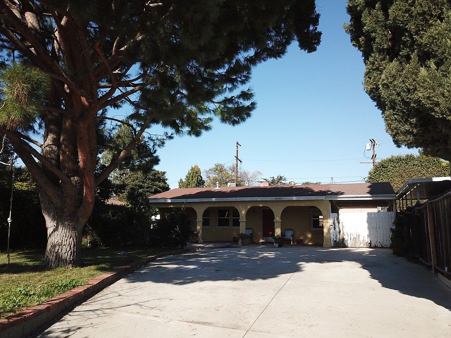 1st image of 13035 Valleyheart Dr