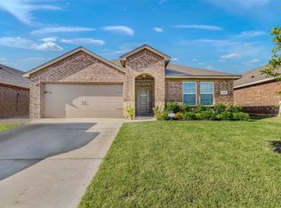 118 Secretariat Ln, Caddo Mills, TX 75135
