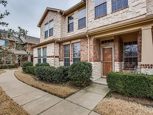 2218 Central Park Ln Photo 1