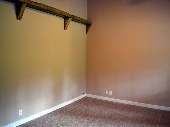 5th image of 3729 Creighton Ct SE