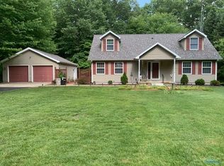 2004 N Crissey Rd, Holland, OH 43528