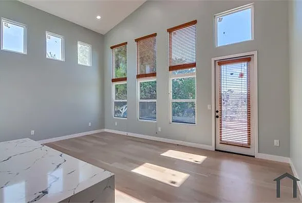 3336 Altadena Ave — Photo 21