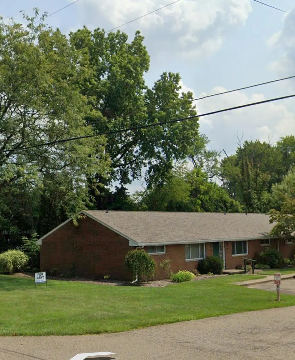 1660 Rosemont Rd — Photo 1