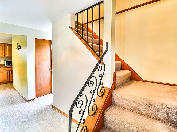 2nd image of 197 N Vireo Dr