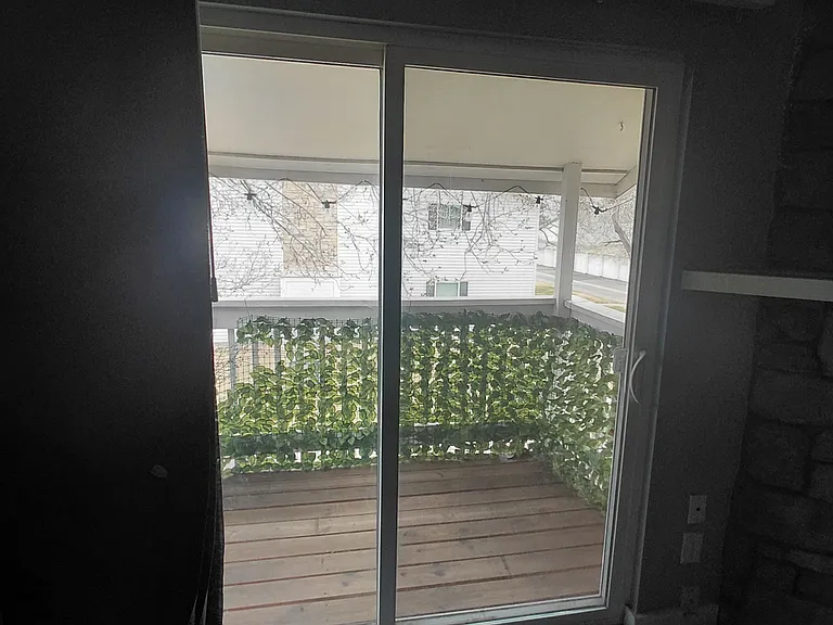 14433 Jewell Ave — Photo 30