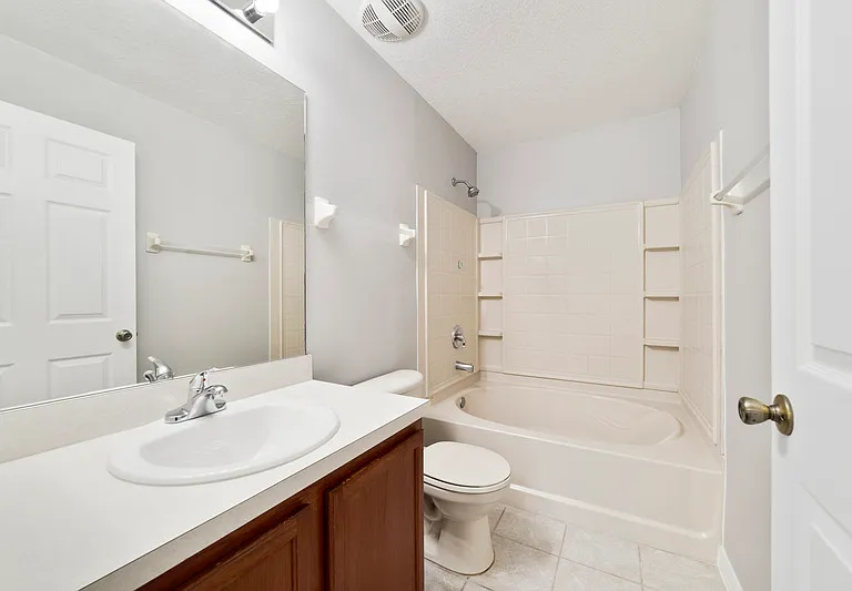 266 Chadworth Dr — Photo 8