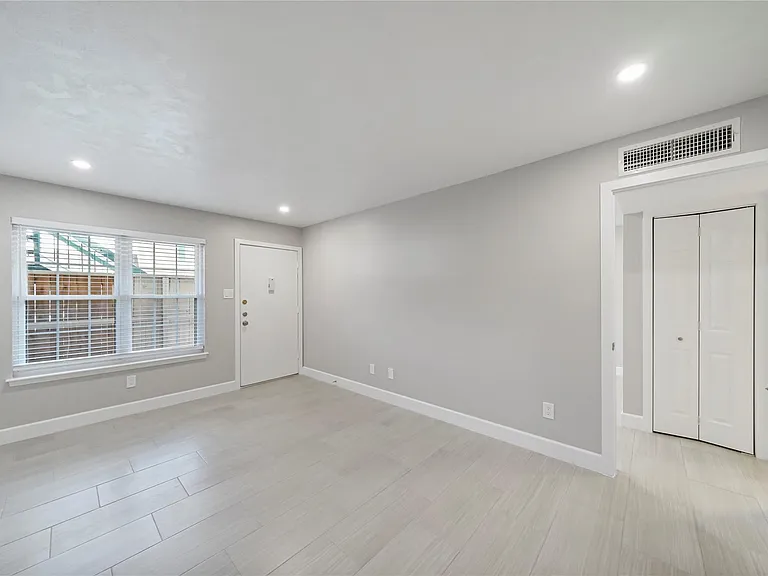 845 Augusta Dr #45 — Photo 5