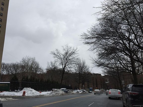 4th image of 7 Fordham Hill Oval APT 1G
