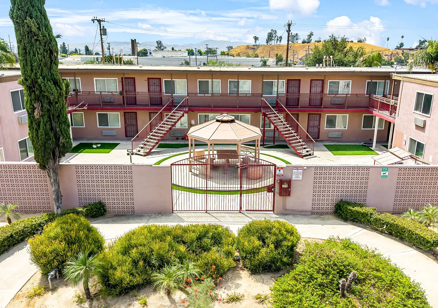 Pumalo St, San Bernardino — Photo 1