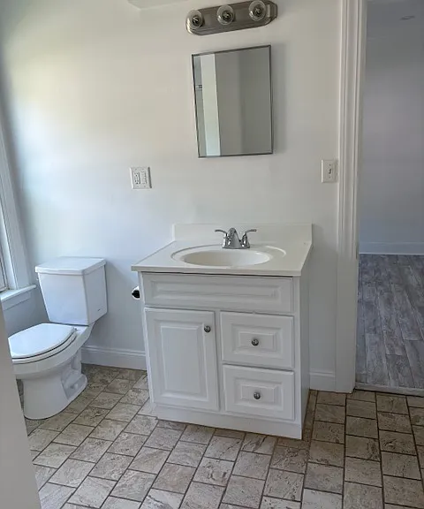 119 Pleasant St #7 — Photo 1