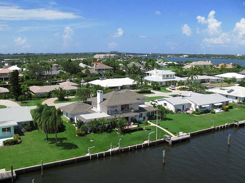 1st image of 17 Sea Horse Ln