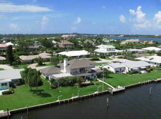17 Sea Horse Ln, Vero Beach, FL 32960