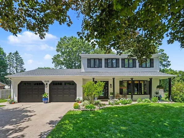 4144 Hailey Dr, Saint Joseph, MI 49085
