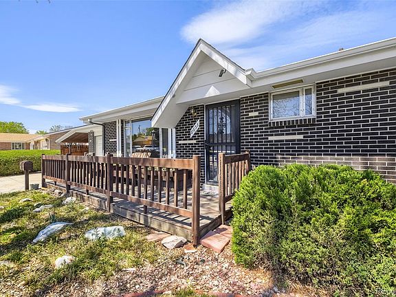 3rd image of 8653 W Hawaii Drive