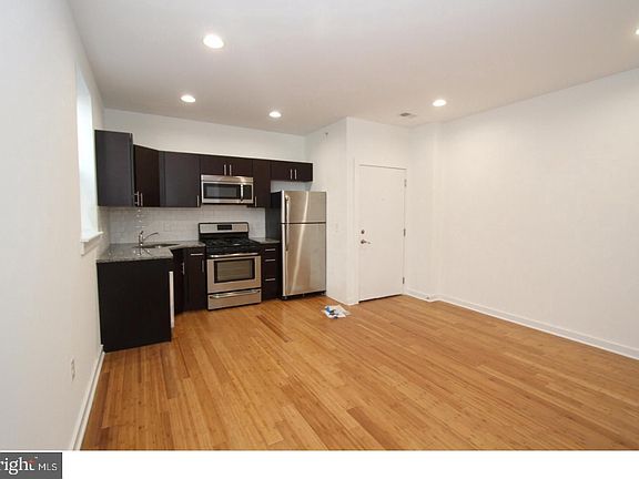 2nd image of 3118 Richmond St #20-5