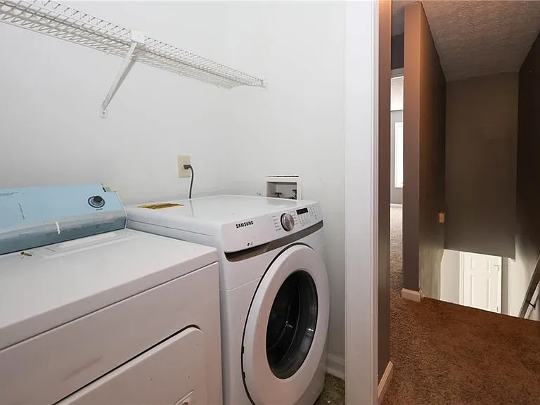 5461 Park Pl S — Photo 31