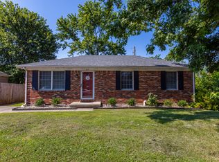 317 Edwards Dr, Nicholasville, KY