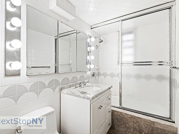 5th image of 345 E 56th St APT 21C