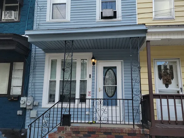 642 W Penn St, Shenandoah, PA 17976