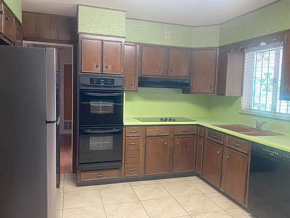 5th image of 410 Trudell Dr
