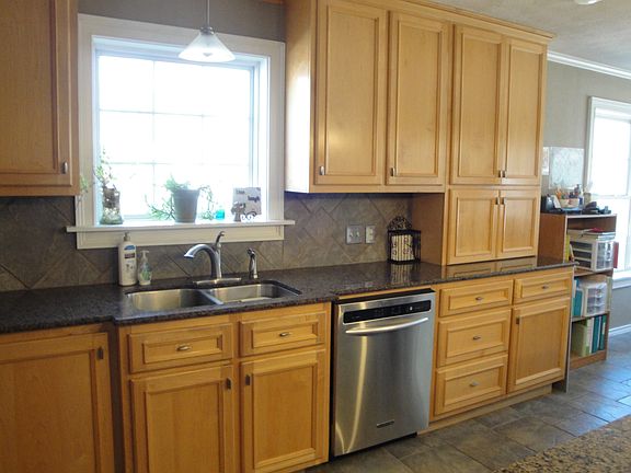 3rd image of 5412 Deer Creek Dr