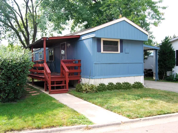 263 Landau Ln, Wheeling, IL 60090