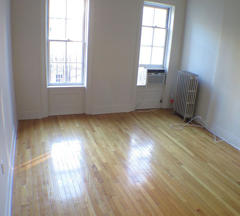 1st image of 305 E 81st St APT 5RE
