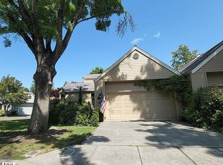 100 Reed Ct, Saint Helena, CA 94574