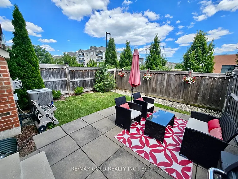 1061 Nadalin Hts — Photo 31