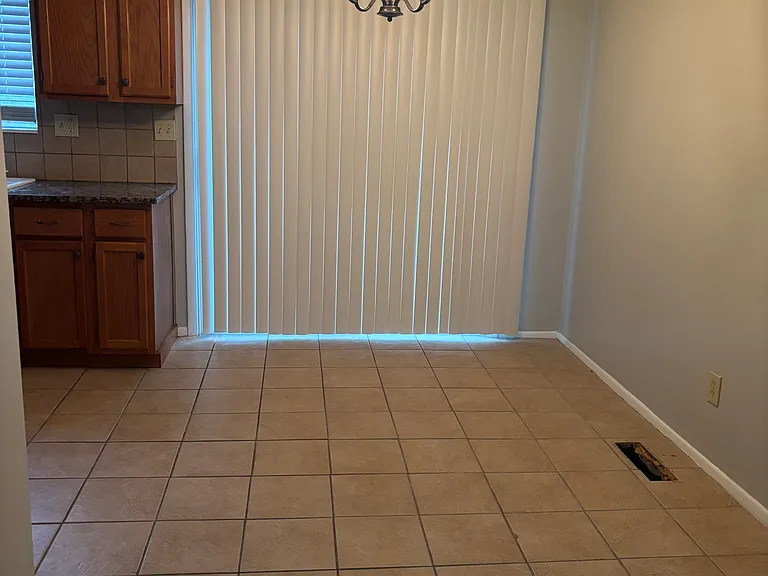 8719 Sycamore Ave — Photo 2