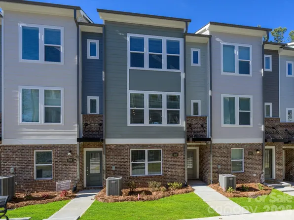 1515 Lithium Ln, Charlotte, NC 28211