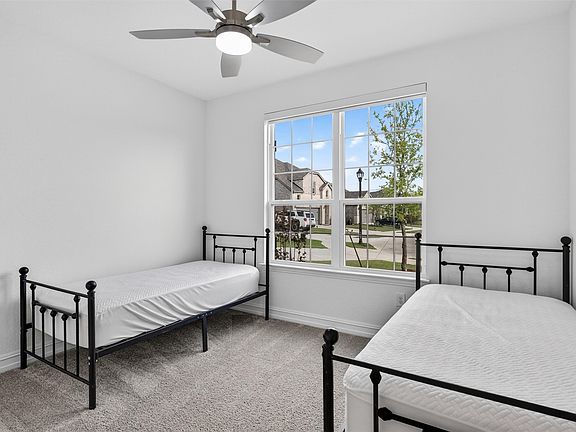 5th image of 3604 Cadogan St