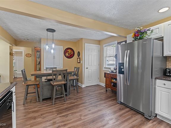 5th image of 5560 Norquest Blvd