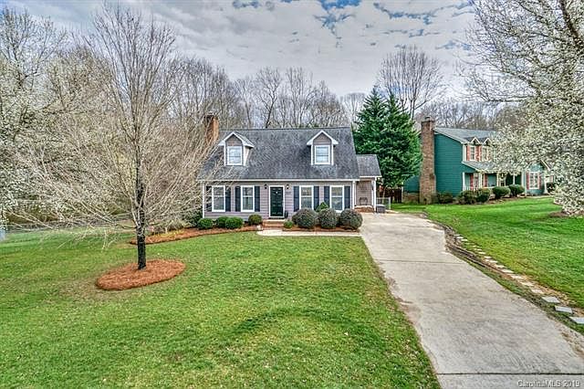 1st image of 579 Burrington Ct