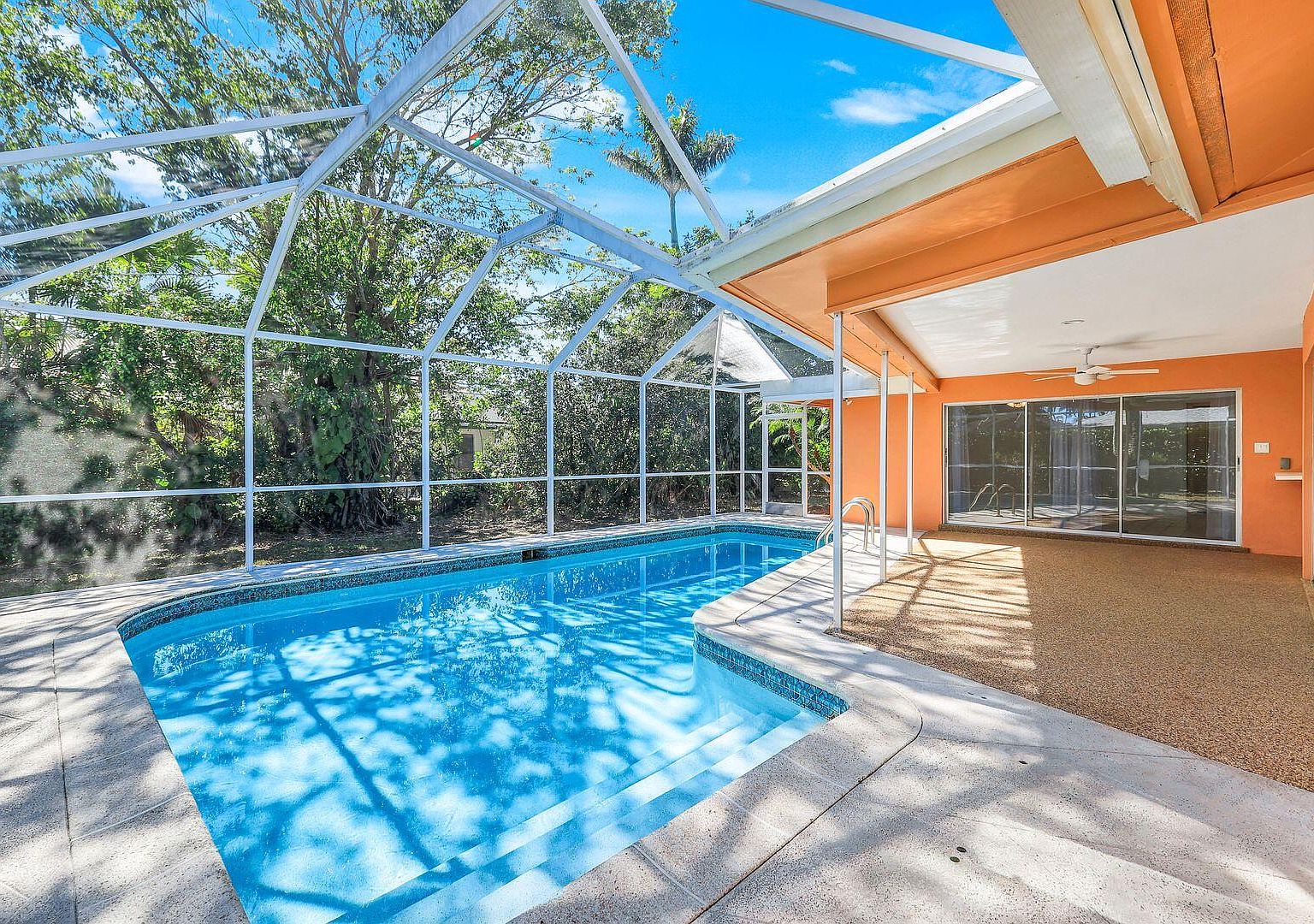 8633 Champions PT #803, Naples, FL 34113 | MLS #225083714 | Zillow, image size:1536x1080