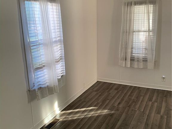 5th image of 202 R Street